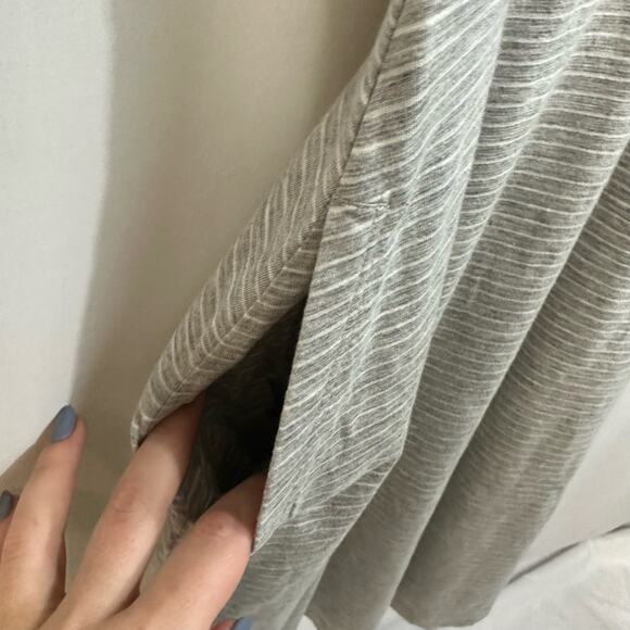 Toad & Co Gray Striped V- Neck Short Sleeve Pockets Knee Length Belted Dress XS - Picture 3 of 6